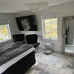 Privat Strandvilla I Vackra 아파트 Geta
