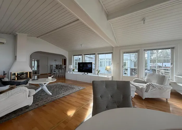 Privat Strandvilla I Vackra Appartement